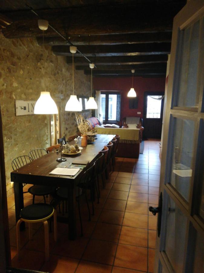 Fuentes de Rubielos La Vieja Escuelaヴィラ エクステリア 写真