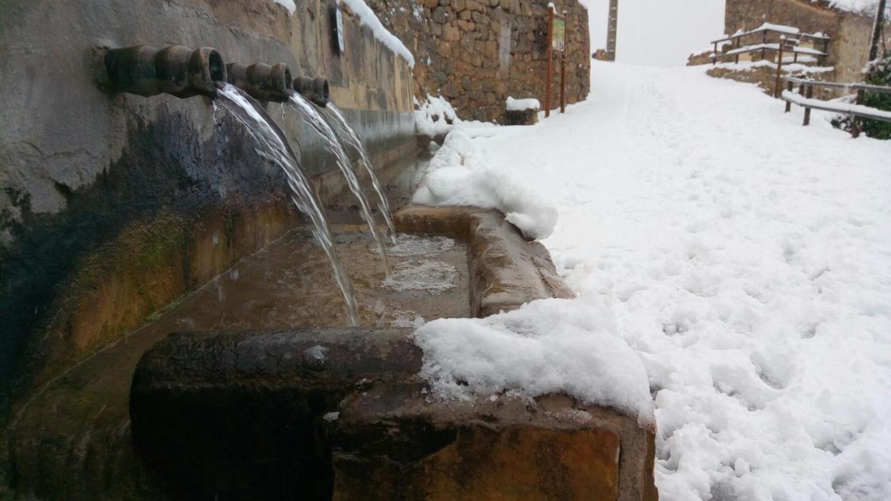 Fuentes de Rubielos La Vieja Escuelaヴィラ エクステリア 写真