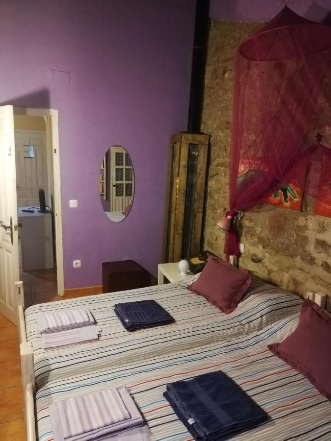 Fuentes de Rubielos La Vieja Escuelaヴィラ エクステリア 写真