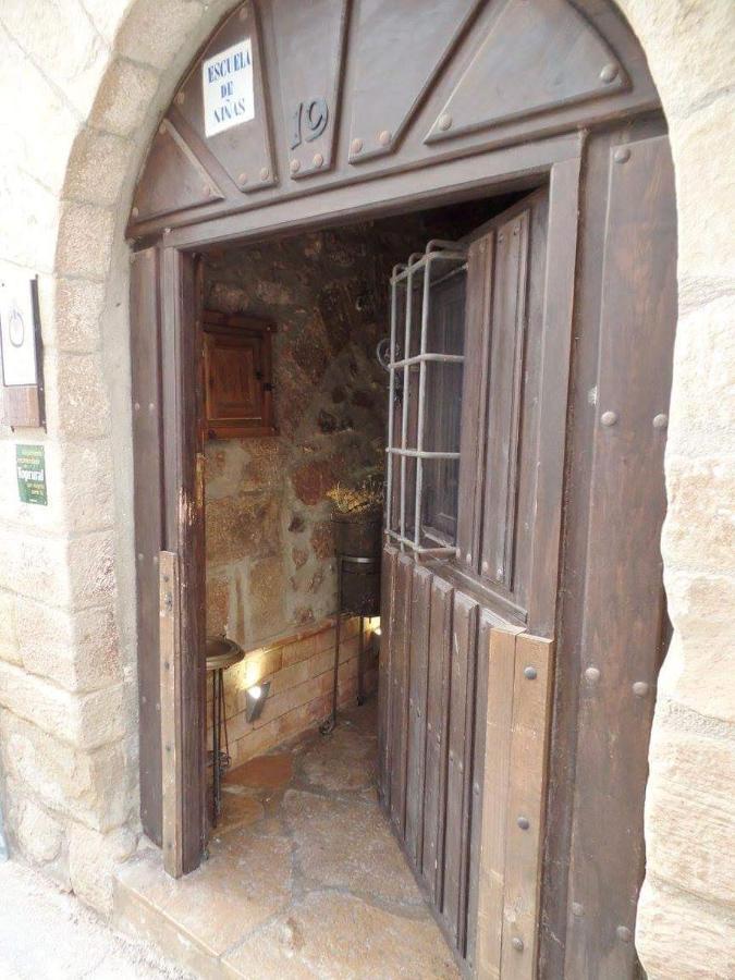 Fuentes de Rubielos La Vieja Escuelaヴィラ エクステリア 写真