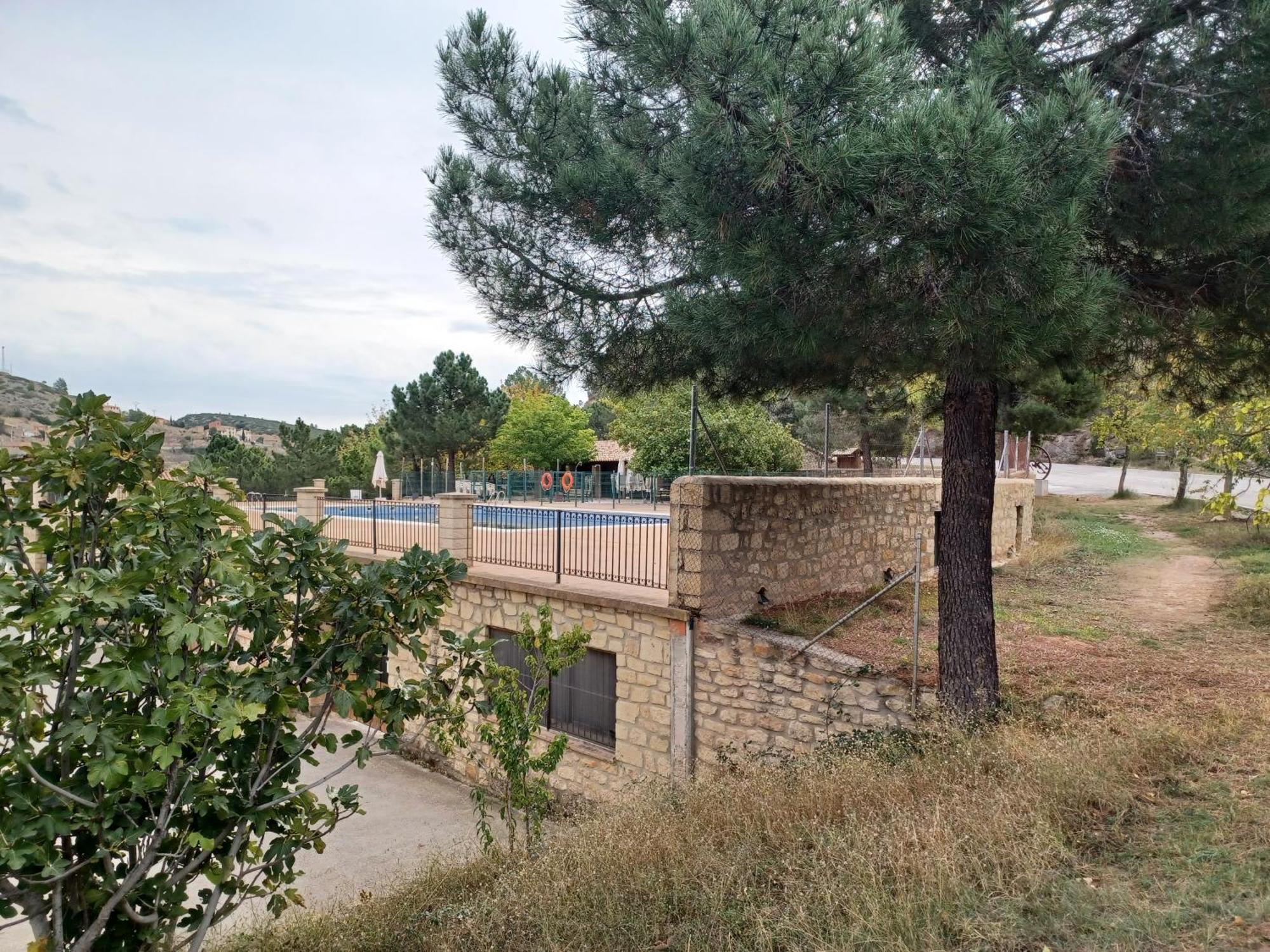 Fuentes de Rubielos La Vieja Escuelaヴィラ エクステリア 写真